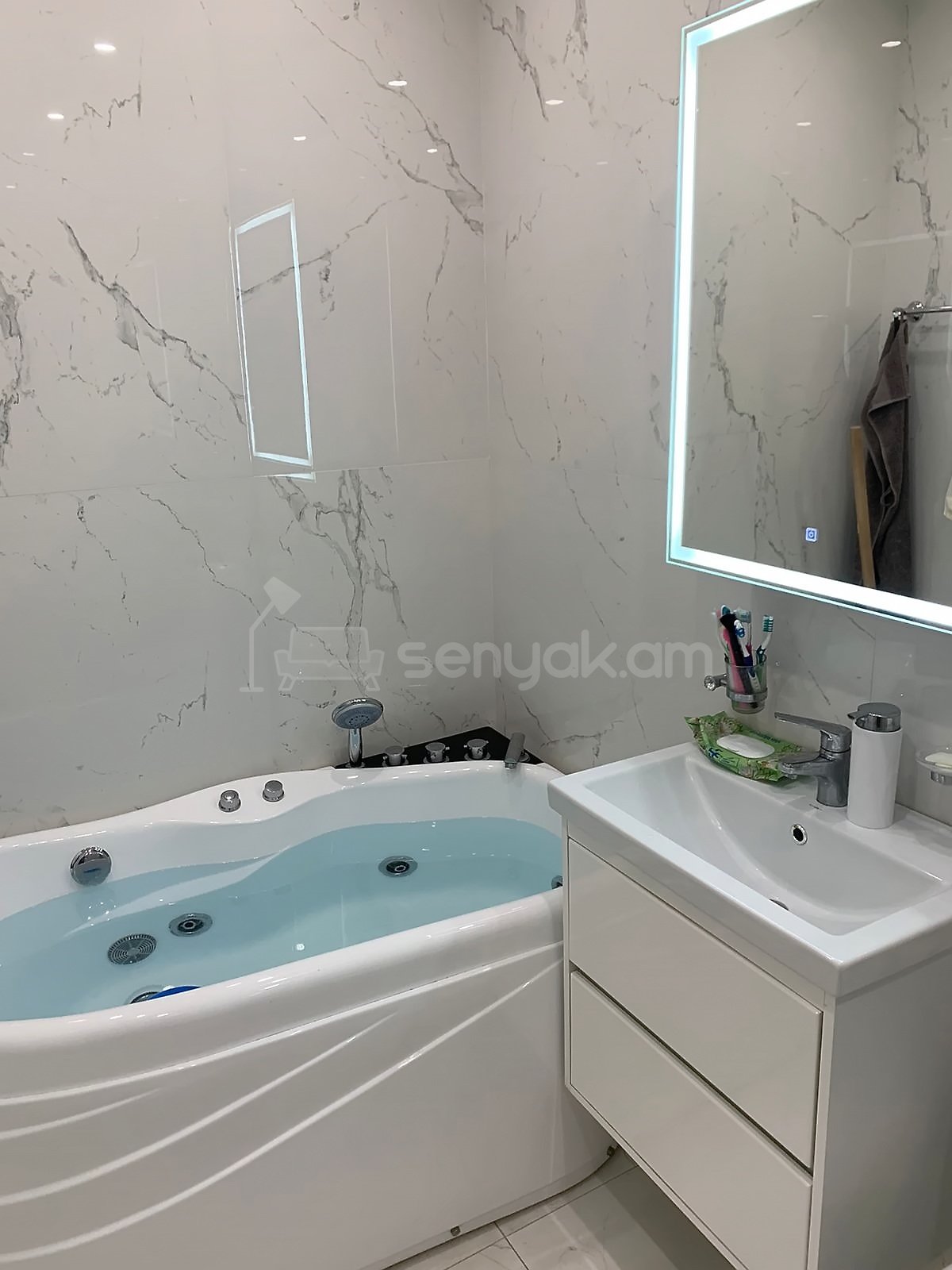 3 Սենյականոց Բնակարան Նորակառույցում, 97քմ, 5/6 հարկ, Դիզայներական Վերանորոգված