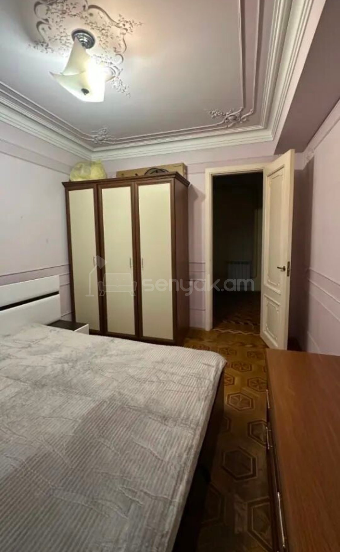 3 Սենյականոց Բնակարան, 80քմ, 8/9 հարկ, Պետական Վիճակում, Կահավորված