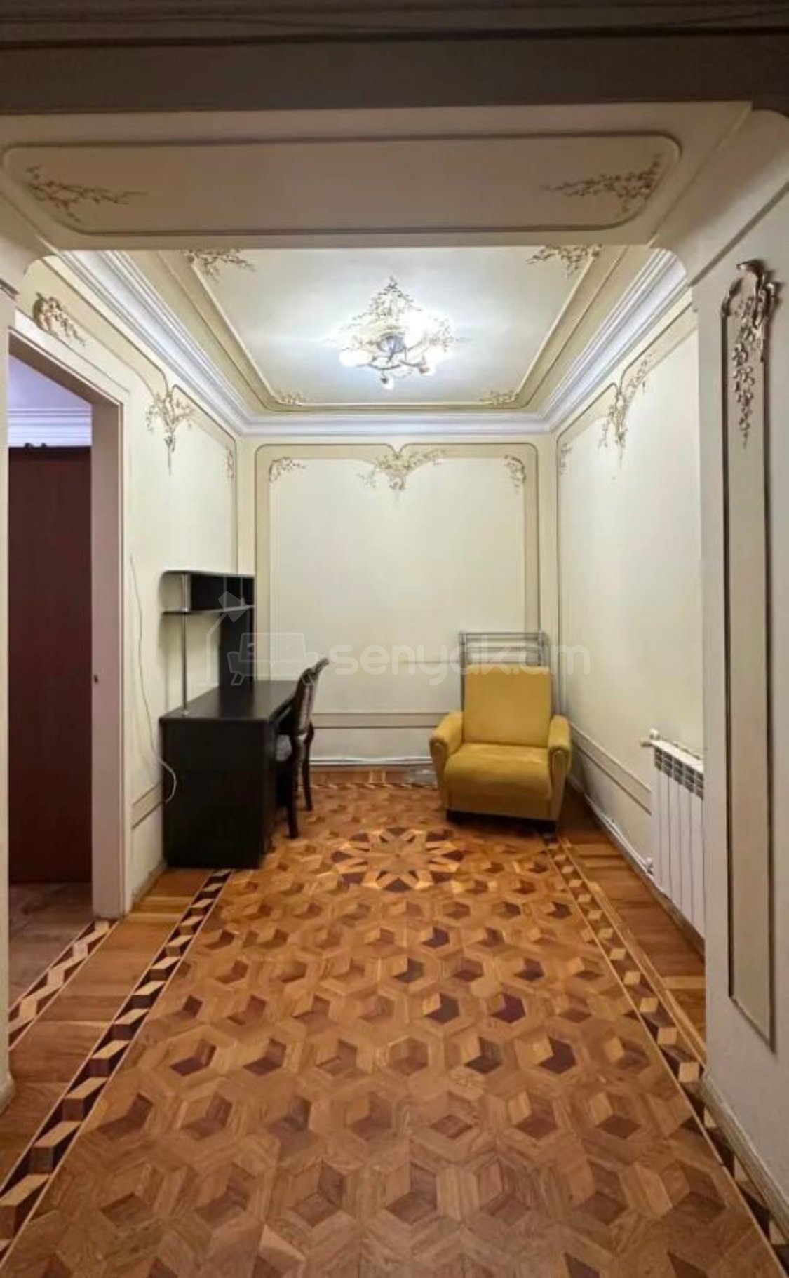 3 Սենյականոց Բնակարան, 80քմ, 8/9 հարկ, Պետական Վիճակում, Կահավորված