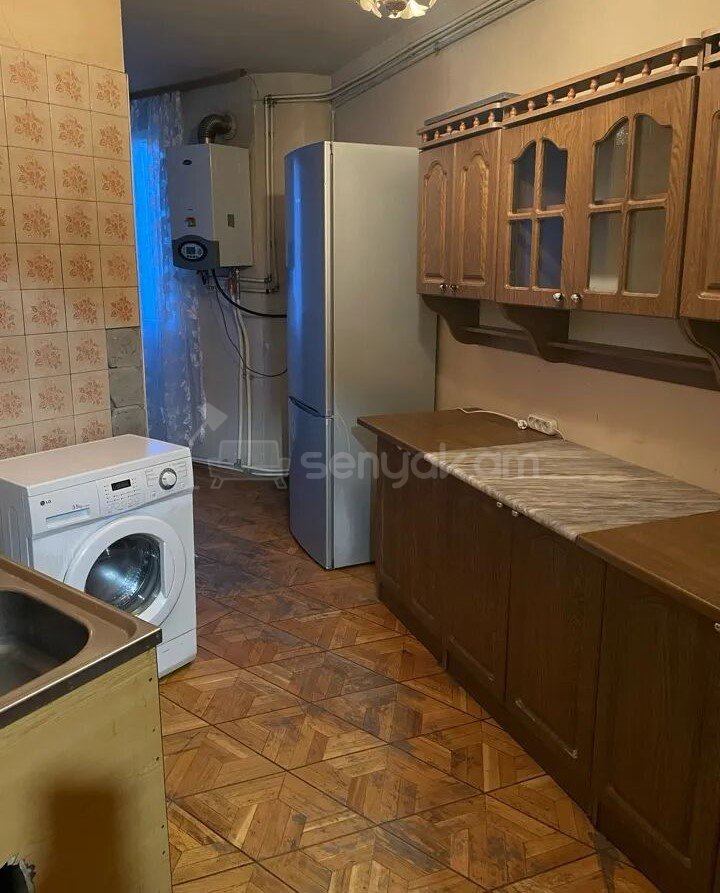 3 Սենյականոց Բնակարան, 91քմ, 9/12 հարկ, Պետական Վիճակում