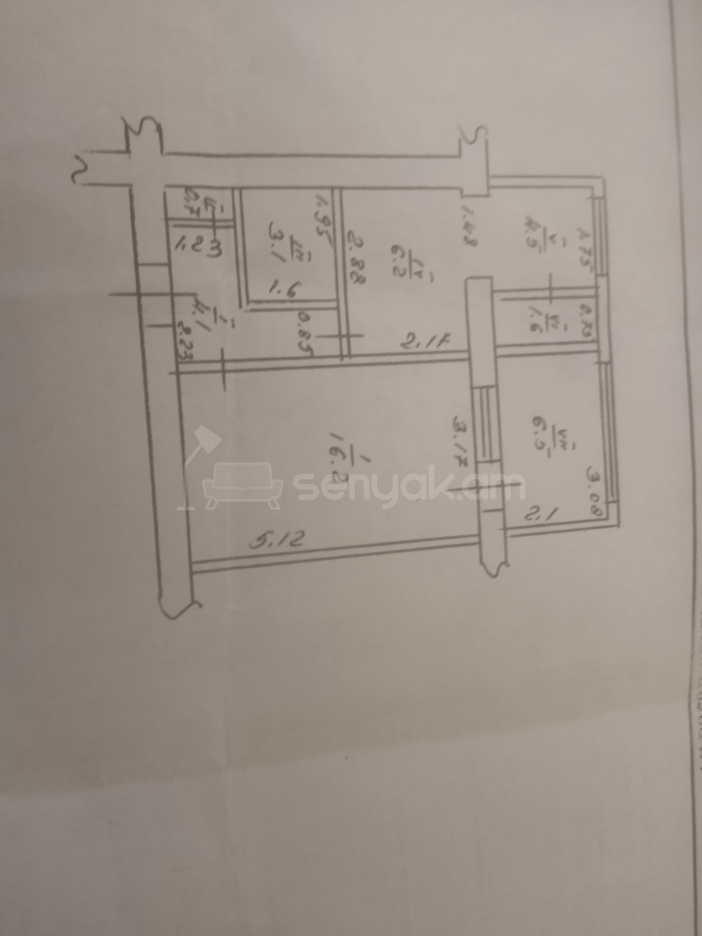 1 Սենյականոց Բնակարան Քարե Շենքում, 43քմ, 3/5 հարկ, Պետական Վիճակում