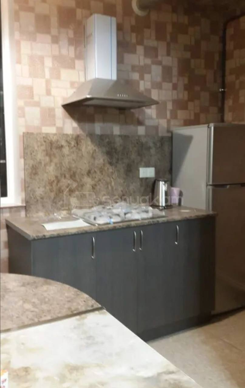 3 Սենյականոց Բնակարան Քարե Շենքում, 50քմ, 3/5 հարկ, Կոսմետիկ Վերանորոգված, Կահավորված