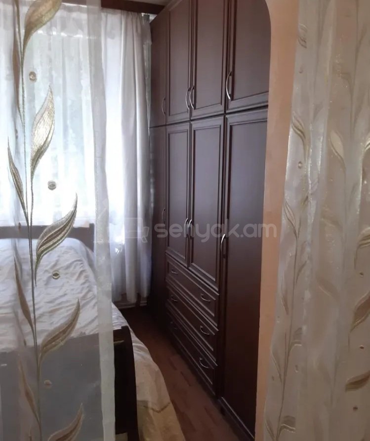 2 Սենյականոց Բնակարան Քարե Շենքում, 68քմ, 1/5 հարկ, Կապիտալ Վերանորոգված, Կահավորված