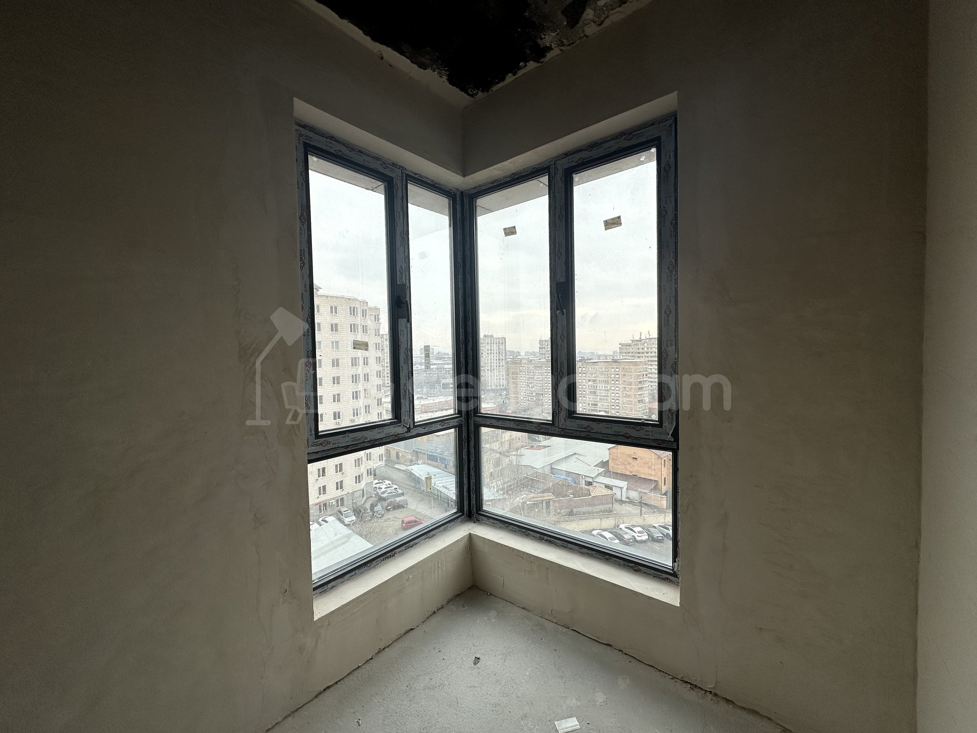 3 Սենյականոց Բնակարան Նորակառույցում, 54քմ, 9/12 հարկ, Պետական Վիճակում