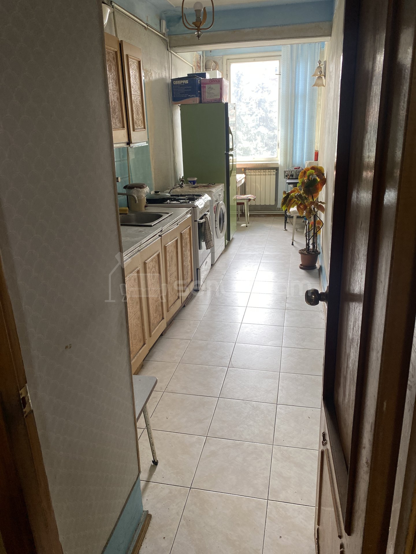 4 Սենյականոց Բնակարան Նորակառույց Քարե Շենքում, 90քմ, 3/5 հարկ, Նորմալ Վիճակում, Կահավորված