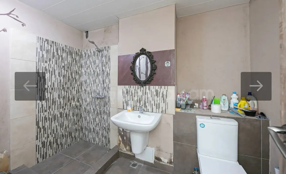 4 Սենյականոց Բնակարան Քարե Շենքում, 81քմ, 2/9 հարկ, Դիզայներական Վերանորոգված, Կահավորված