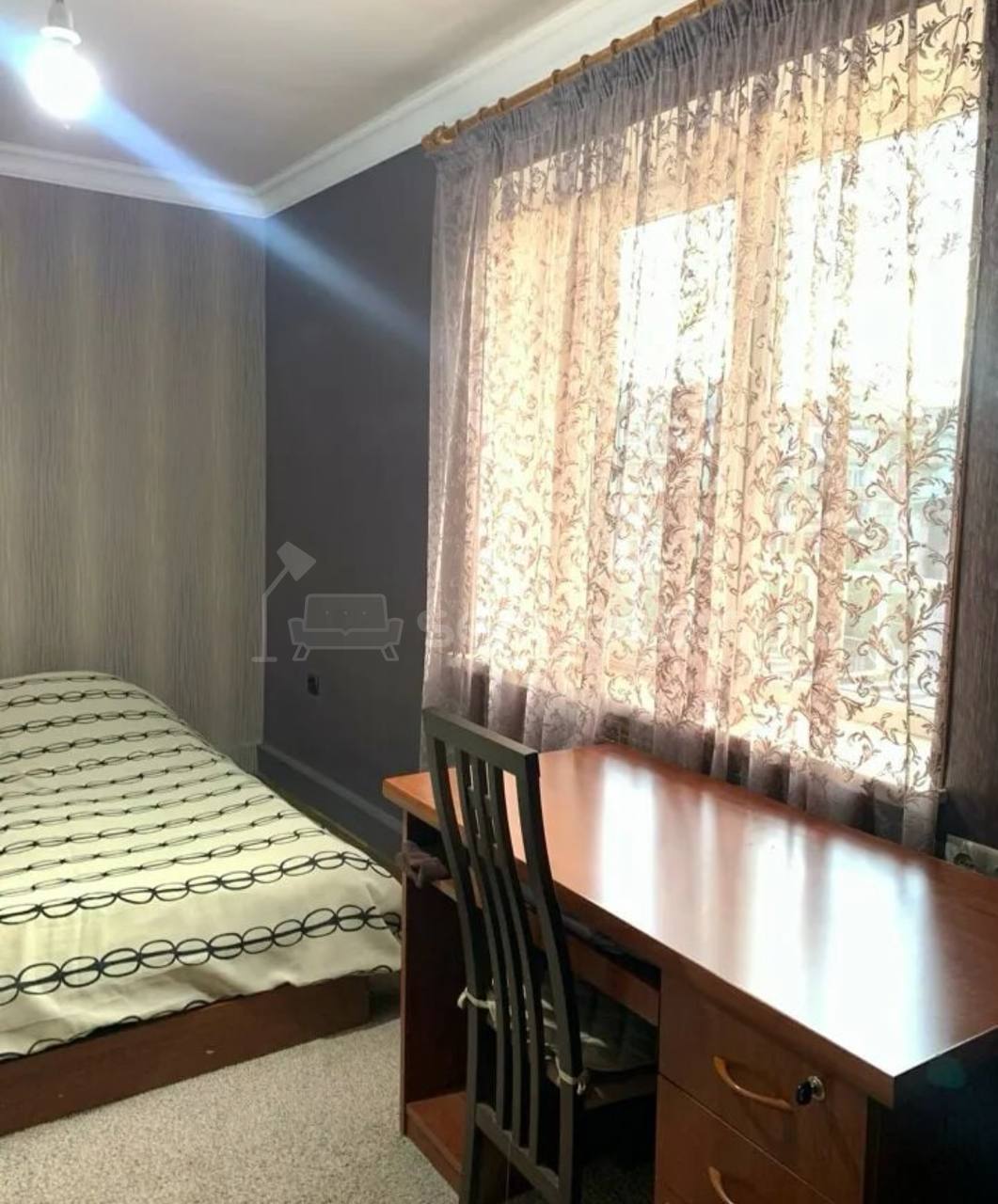 3 Սենյականոց Բնակարան Քարե Շենքում, 72քմ, 5/5 հարկ, Պետական Վիճակում