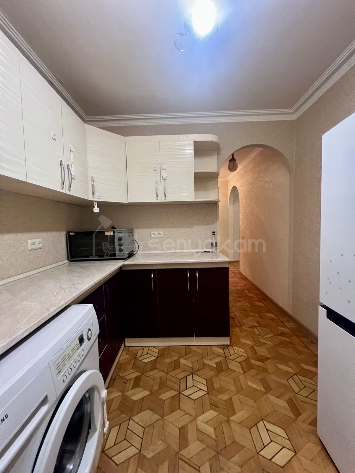 2 Սենյականոց Բնակարան, 65քմ, 2/4 հարկ, Կապիտալ Վերանորոգված, Կահավորված