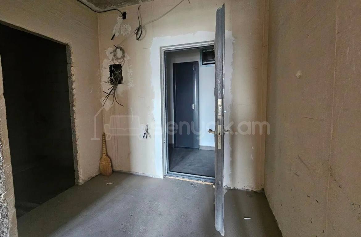 2 Սենյականոց Բնակարան, 50քմ, 3/15 հարկ, Զրոյական Վիճակում