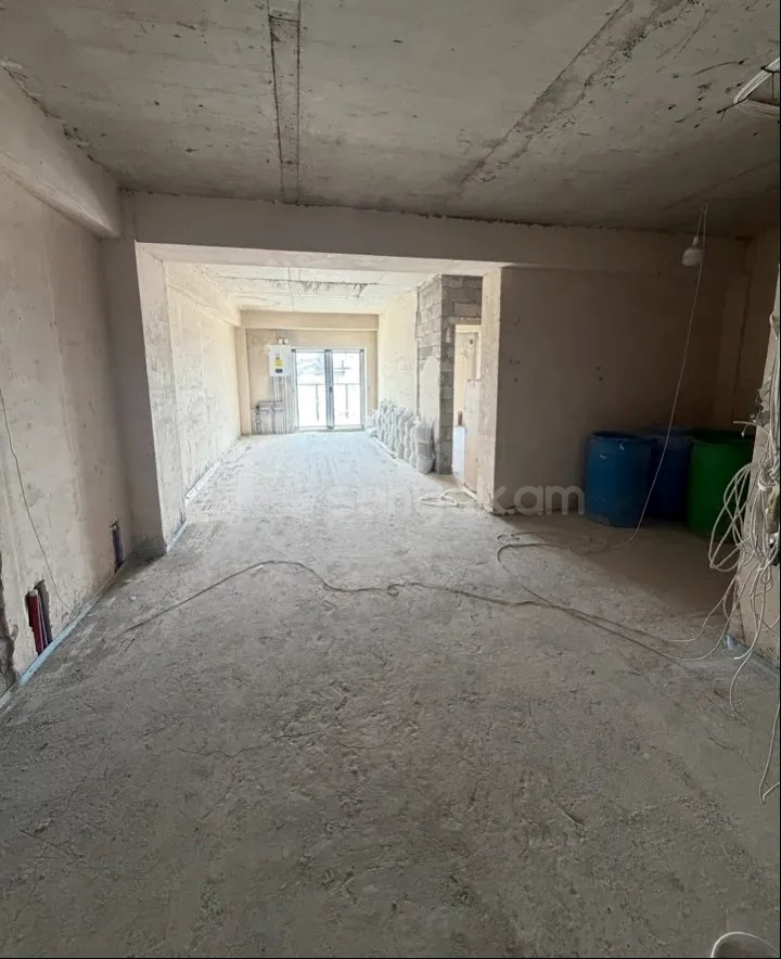 3 Սենյականոց Բնակարան, 95քմ, 5/20 հարկ, Զրոյական Վիճակում