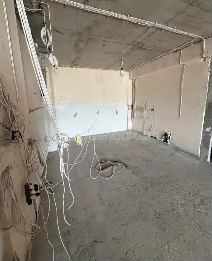 3 Սենյականոց Բնակարան, 95քմ, 5/20 հարկ, Զրոյական Վիճակում