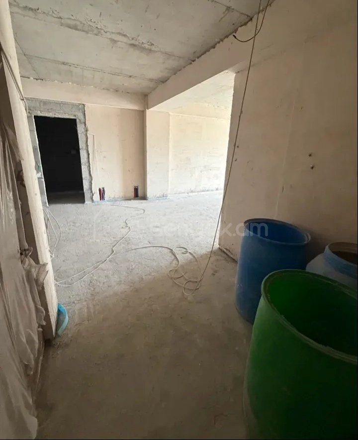 3 Սենյականոց Բնակարան, 95քմ, 5/20 հարկ, Զրոյական Վիճակում