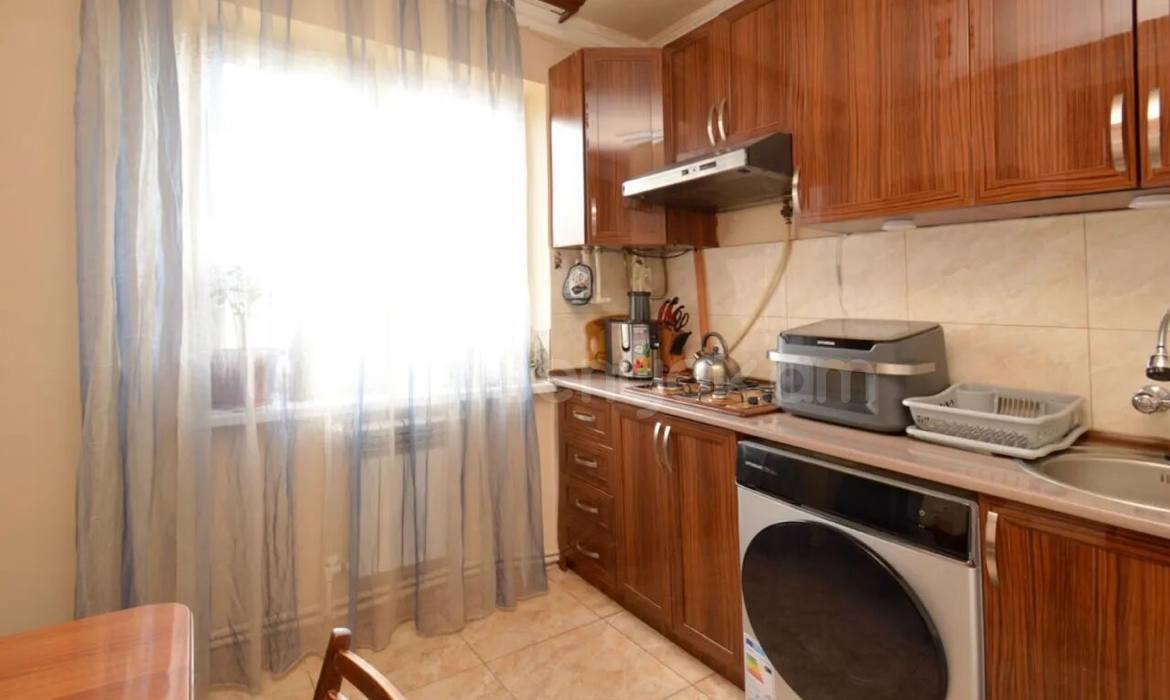 3 Սենյականոց Բնակարան, 50քմ, 4/5 հարկ, Կապիտալ Վերանորոգված