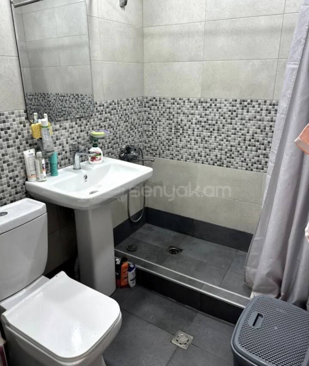 3 Սենյականոց Բնակարան, 64քմ, 4/5 հարկ, Կոսմետիկ Վերանորոգված