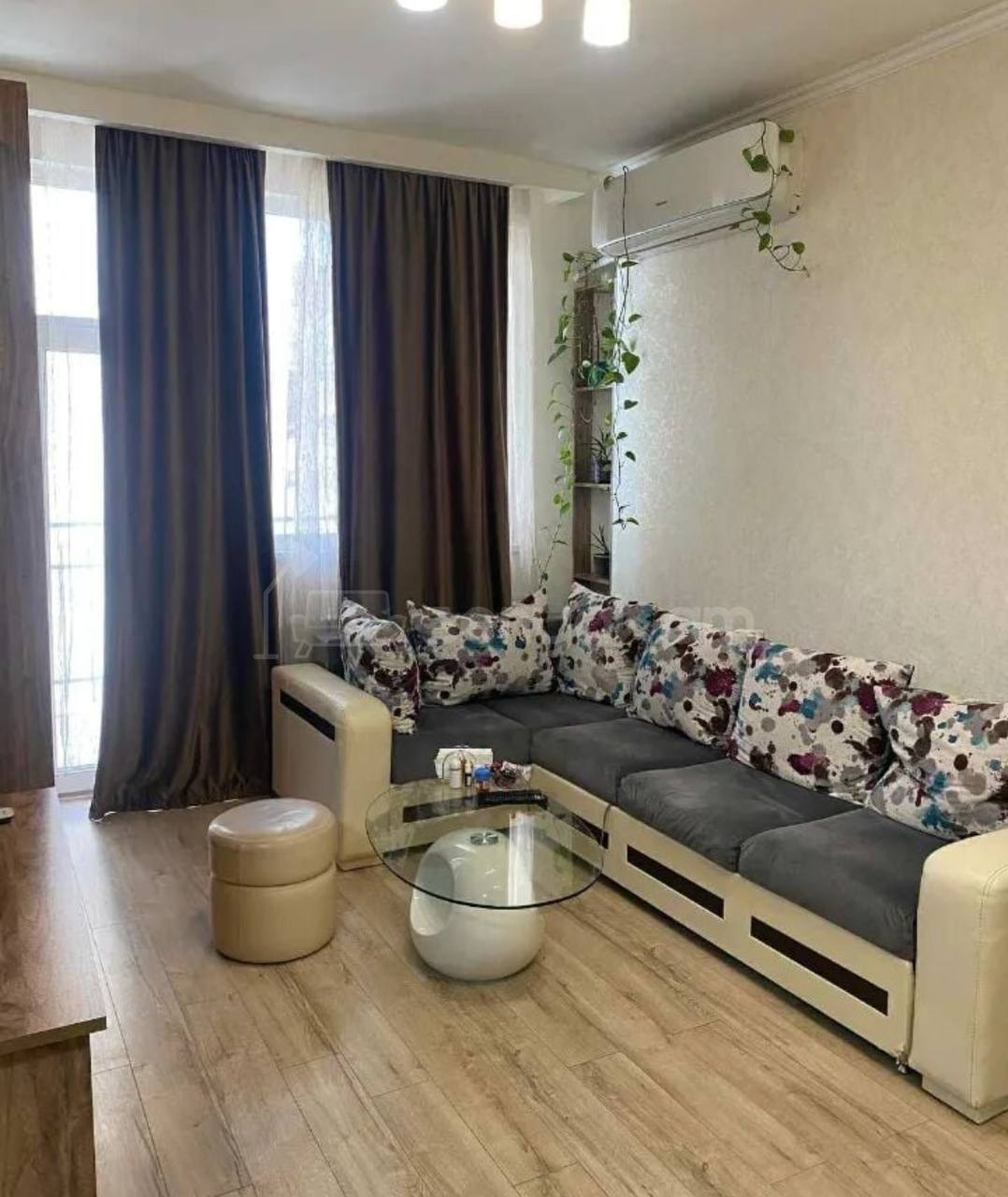 2 Սենյականոց Բնակարան, 45քմ, 3/9 հարկ, Կապիտալ Վերանորոգված