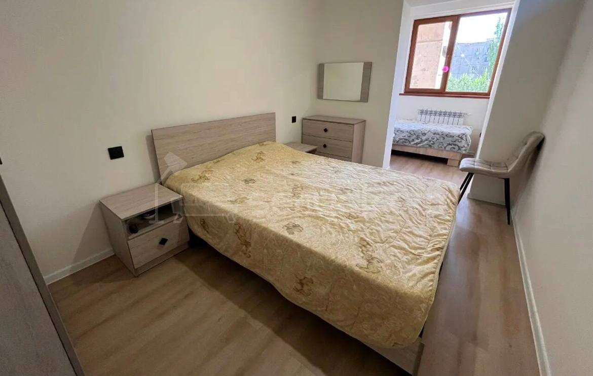 2 Սենյականոց Բնակարան, 42քմ, 5/9 հարկ, Դիզայներական Վերանորոգված