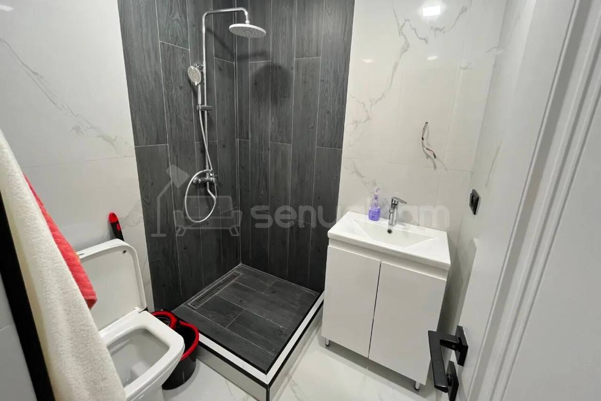 2 Սենյականոց Բնակարան, 42քմ, 5/9 հարկ, Կապիտալ Վերանորոգված