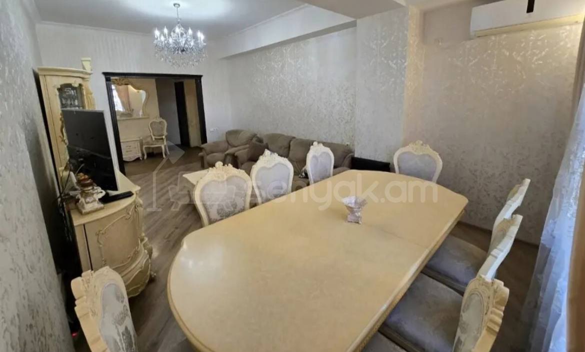 3 Սենյականոց Բնակարան, 104քմ, 8/20 հարկ, Կապիտալ Վերանորոգված