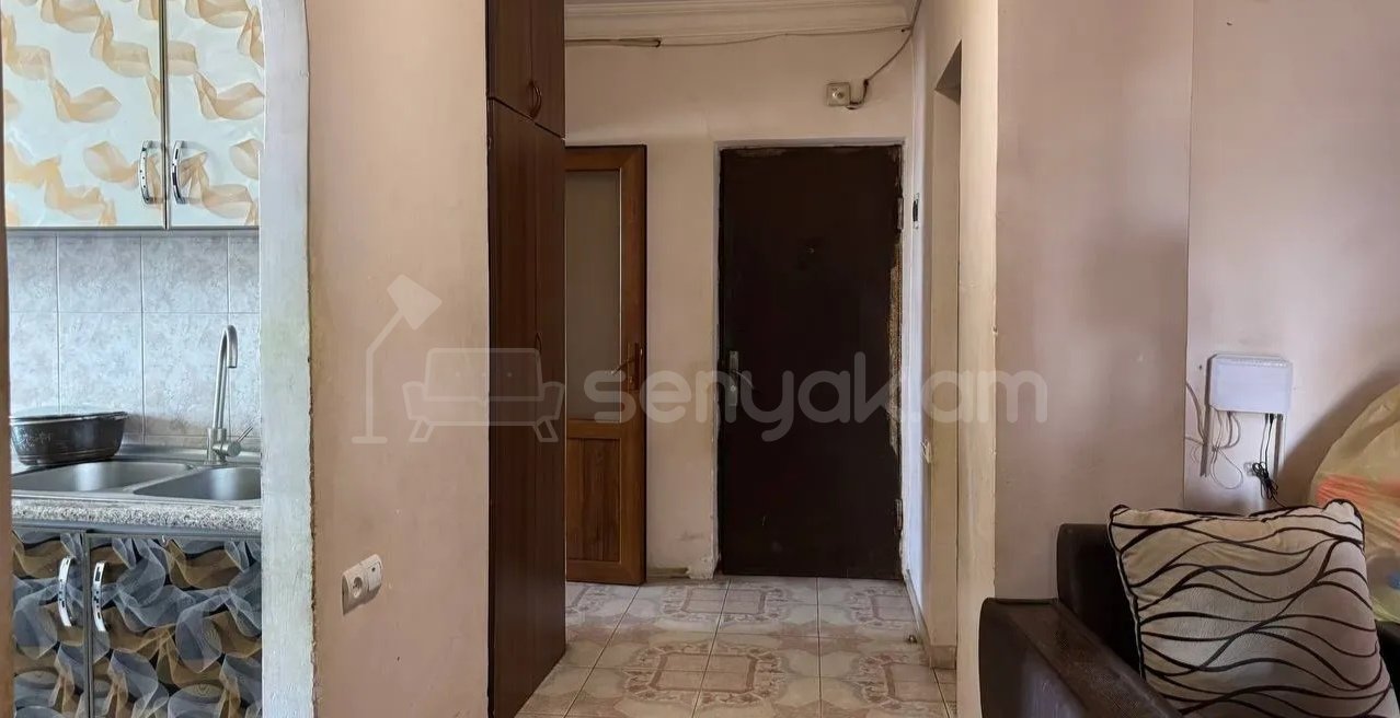 3 Սենյականոց Բնակարան, 75քմ, 2/10 հարկ, Նորմալ Վիճակում, Կահավորված