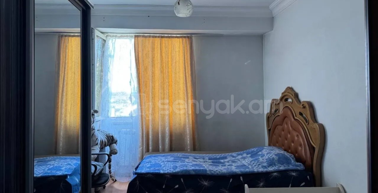 3 Սենյականոց Բնակարան, 75քմ, 2/10 հարկ, Նորմալ Վիճակում, Կահավորված