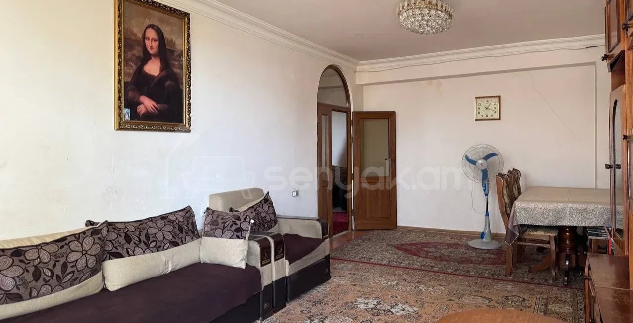 3 Սենյականոց Բնակարան, 75քմ, 2/10 հարկ, Նորմալ Վիճակում, Կահավորված