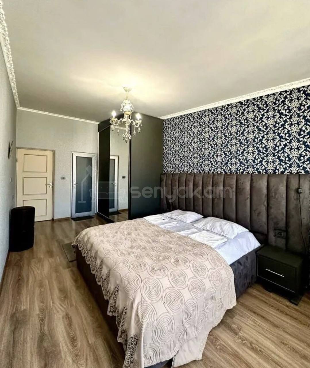 5 Սենյականոց Բնակարան, 134քմ, 10/10 հարկ, Կապիտալ Վերանորոգված