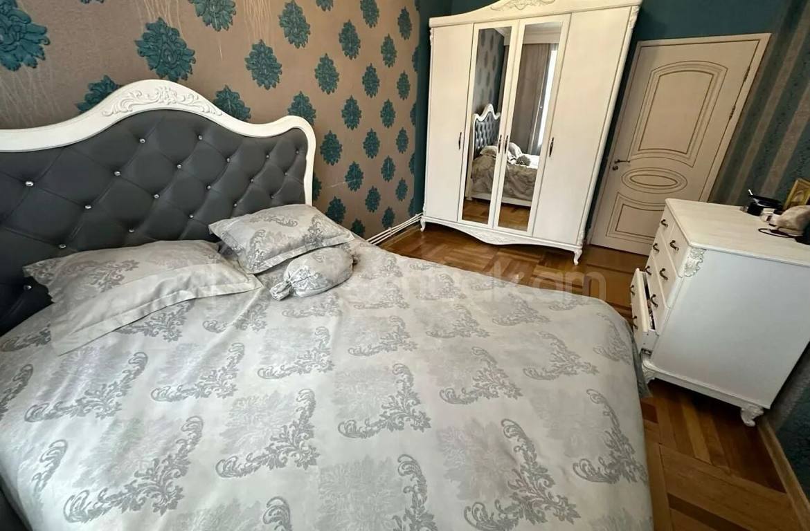 3 Սենյականոց Բնակարան, 76քմ, 6/9 հարկ, Կապիտալ Վերանորոգված, Կահավորված, Արևկող