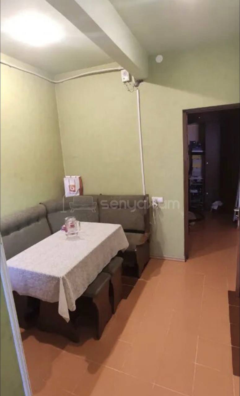 5 Սենյականոց Բնակարան, 72քմ, 5/9 հարկ, Կապիտալ Վերանորոգված