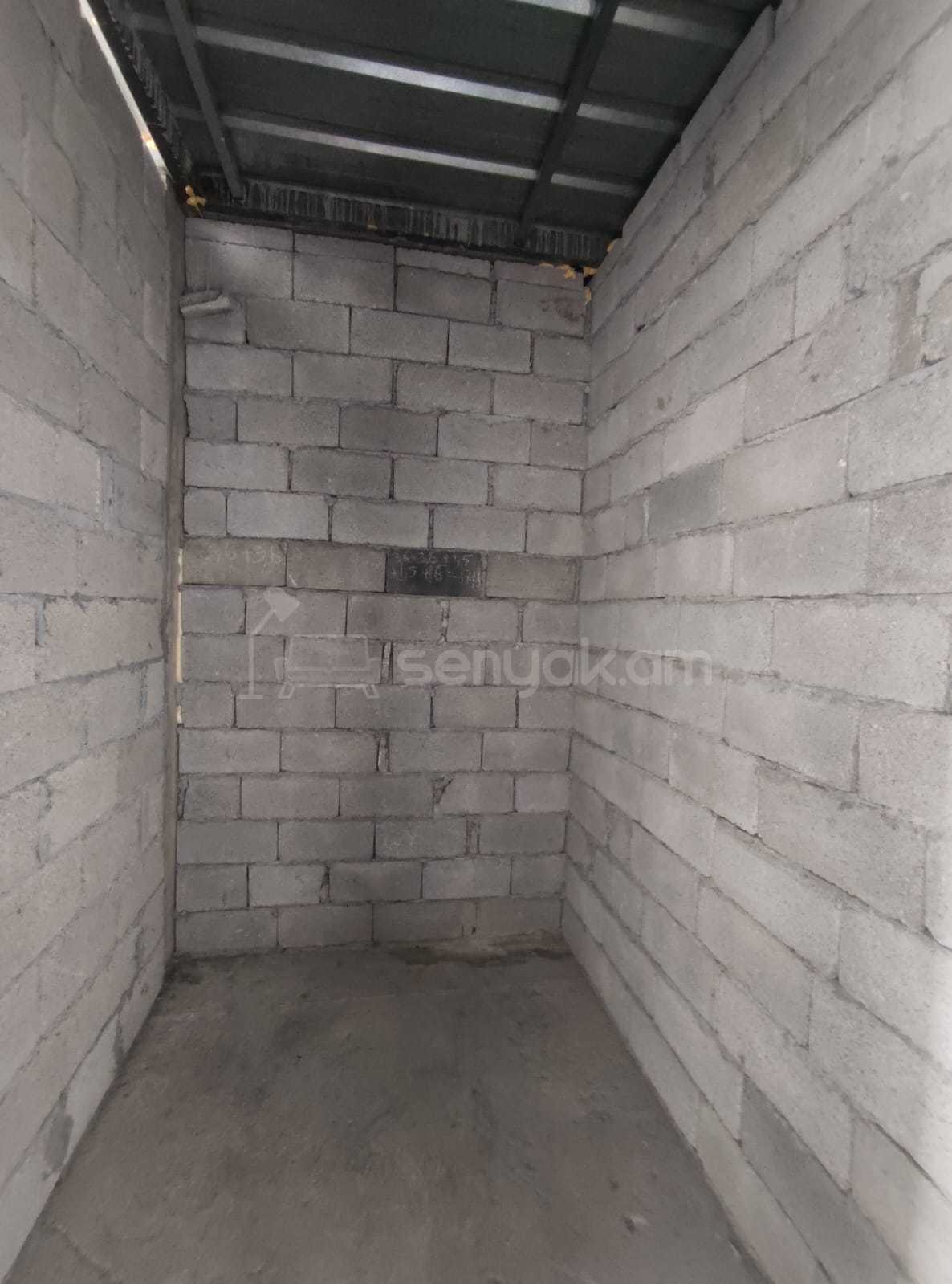 1 Սենյականոց Բնակարան Նորակառույցում, 36քմ, 3/3 հարկ, Զրոյական Վիճակում