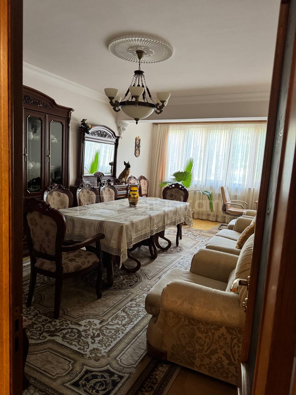 4 Սենյականոց Բնակարան Քարե Շենքում, 103քմ, 2/5 հարկ, Կապիտալ Վերանորոգված