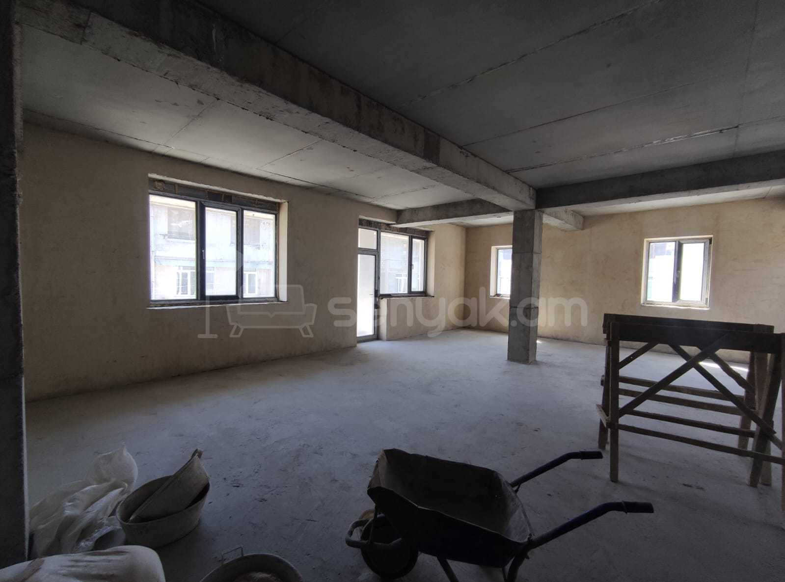 4 Սենյականոց Բնակարան Նորակառույցում, 130քմ, 2/3 հարկ, Զրոյական Վիճակում