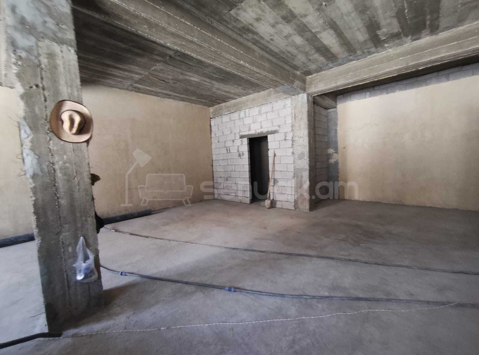 2 Սենյականոց Բնակարան Նորակառույցում, 73քմ, 1/3 հարկ, Զրոյական Վիճակում