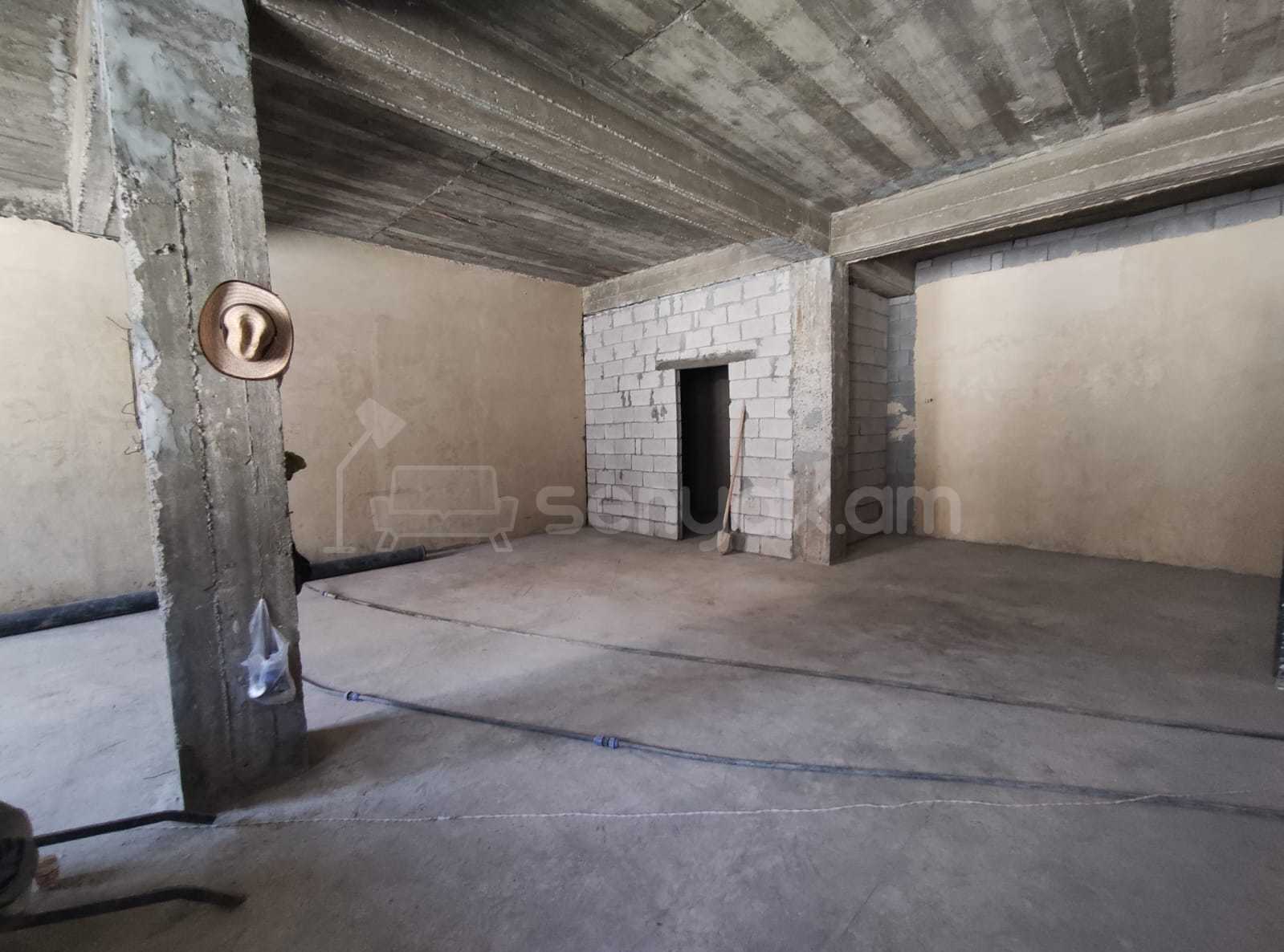 2 Սենյականոց Բնակարան Նորակառույցում, 73քմ, 1/3 հարկ, Զրոյական Վիճակում