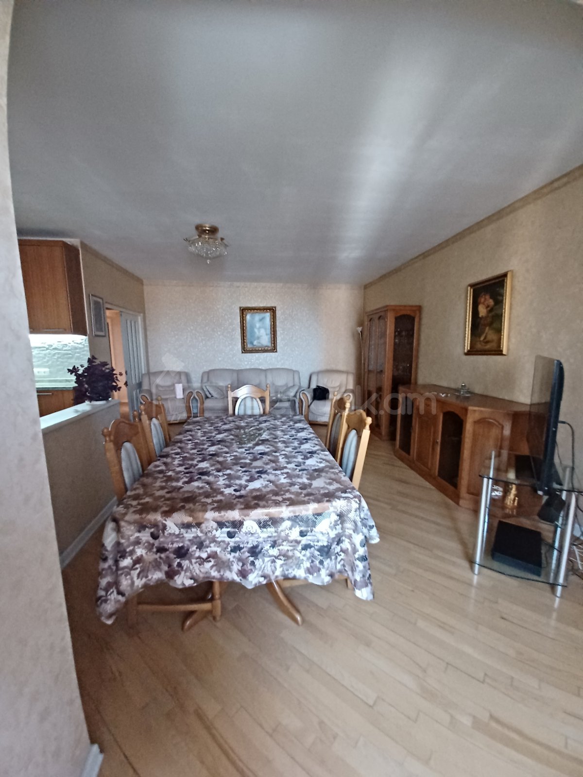 3 Սենյականոց Բնակարան, 75քմ, 6/9 հարկ, Կապիտալ Վերանորոգված, Կահավորված, Արևկող