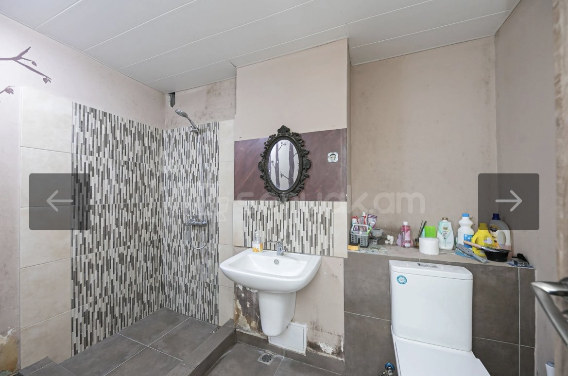 4 Սենյականոց Բնակարան, 90քմ, 2/9 հարկ, Նորմալ Վիճակում, Կահավորված