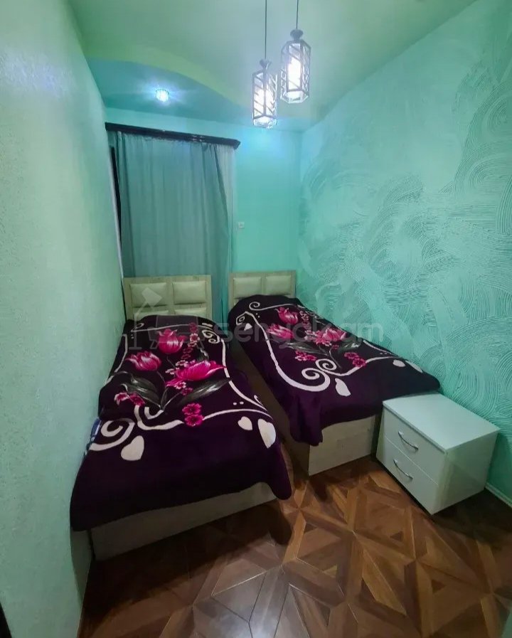 4 Սենյականոց Բնակարան, 80քմ, 2/9 հարկ, Նորմալ Վիճակում, Կահավորված