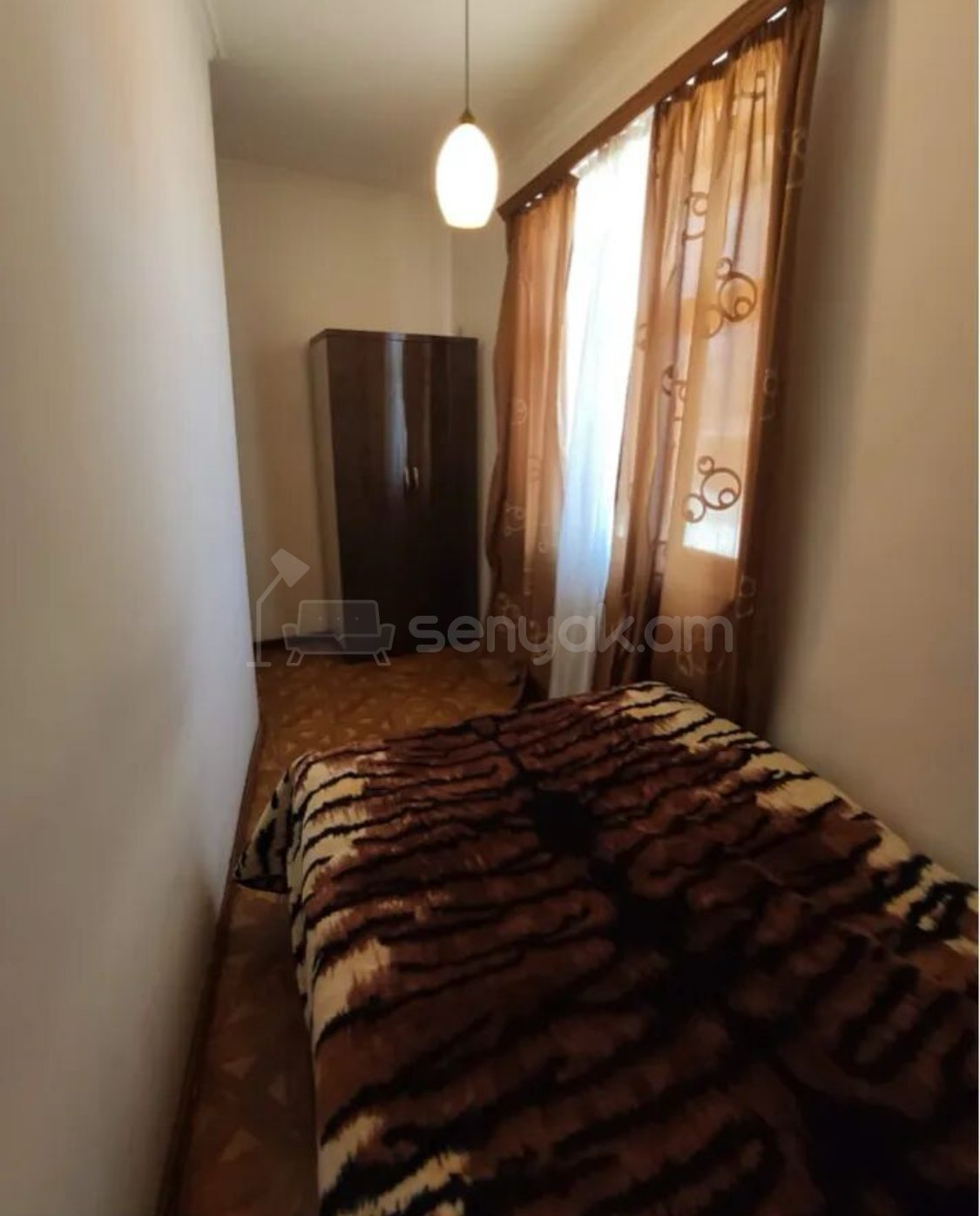 3 Սենյականոց Բնակարան Քարե Շենքում, 60քմ, 2/3 հարկ, Կապիտալ Վերանորոգված, Կահավորված