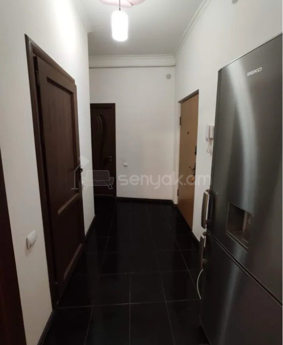 3 Սենյականոց Բնակարան Քարե Շենքում, 60քմ, 2/3 հարկ, Կապիտալ Վերանորոգված, Կահավորված