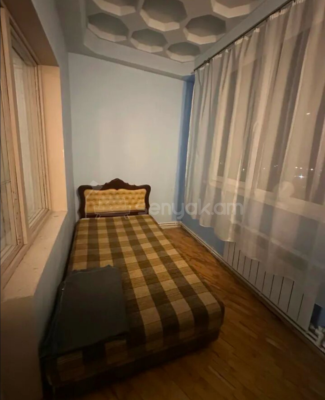 2 Սենյականոց Բնակարան, 50քմ, 9/9 հարկ, Նորմալ Վիճակում, Կահավորված, Արևկող