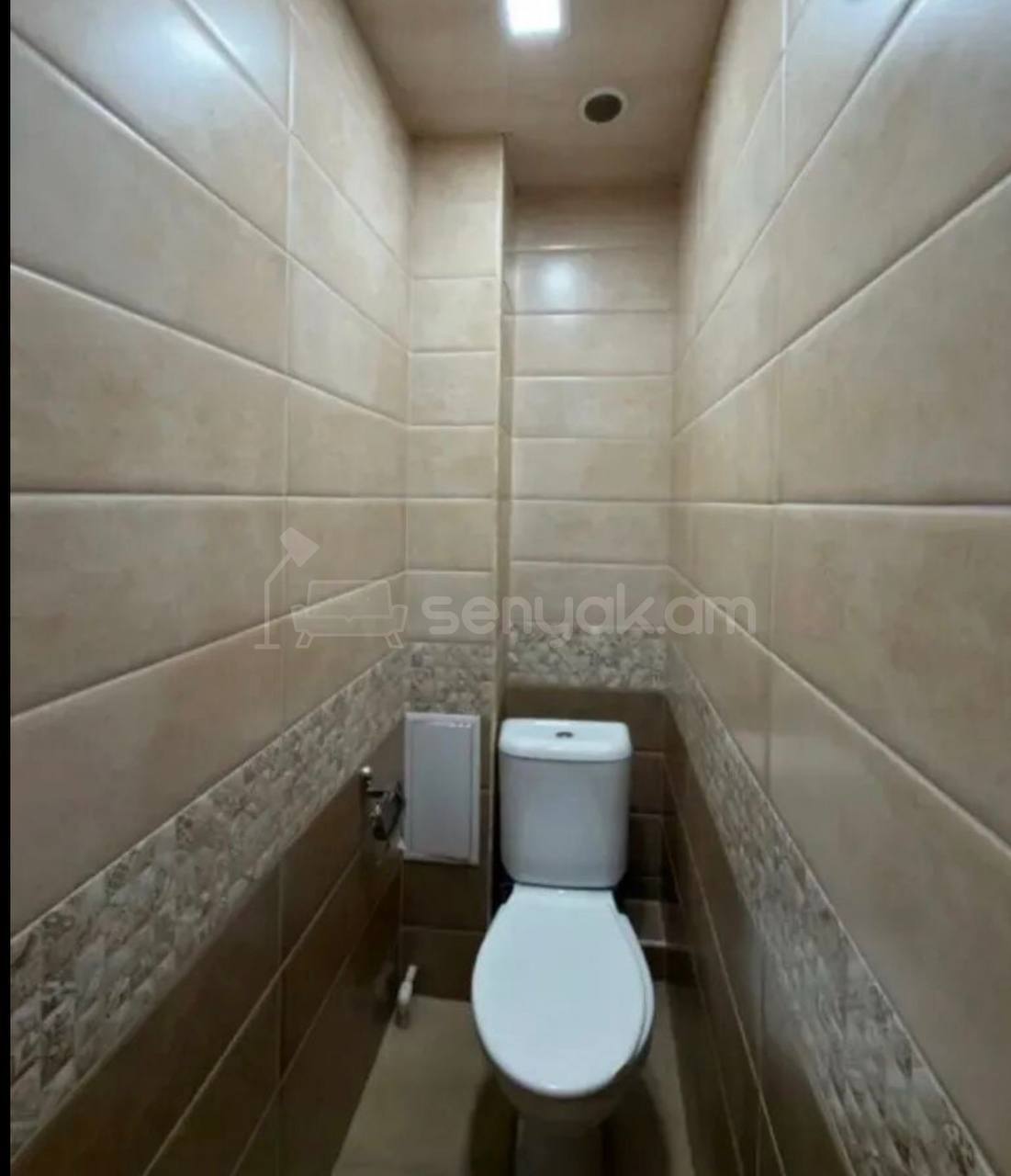 4 Սենյականոց Բնակարան Քարե Շենքում, 105քմ, 3/5 հարկ, Նորմալ Վիճակում