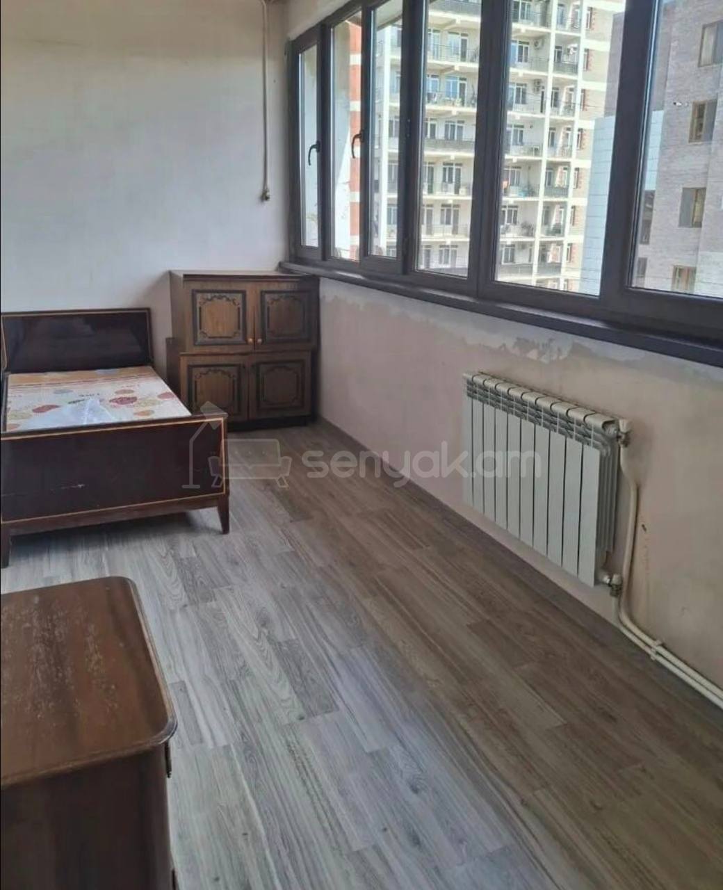 3 Սենյականոց Բնակարան, 97քմ, 8/9 հարկ, Նորմալ Վիճակում, Կահավորված, Արևկող