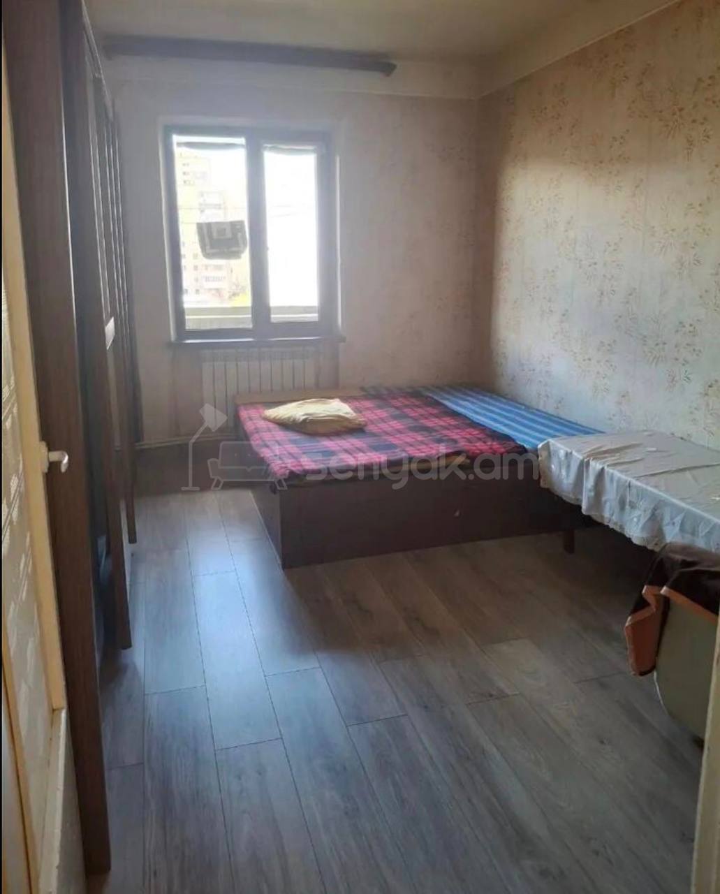 3 Սենյականոց Բնակարան, 97քմ, 8/9 հարկ, Նորմալ Վիճակում, Կահավորված, Արևկող