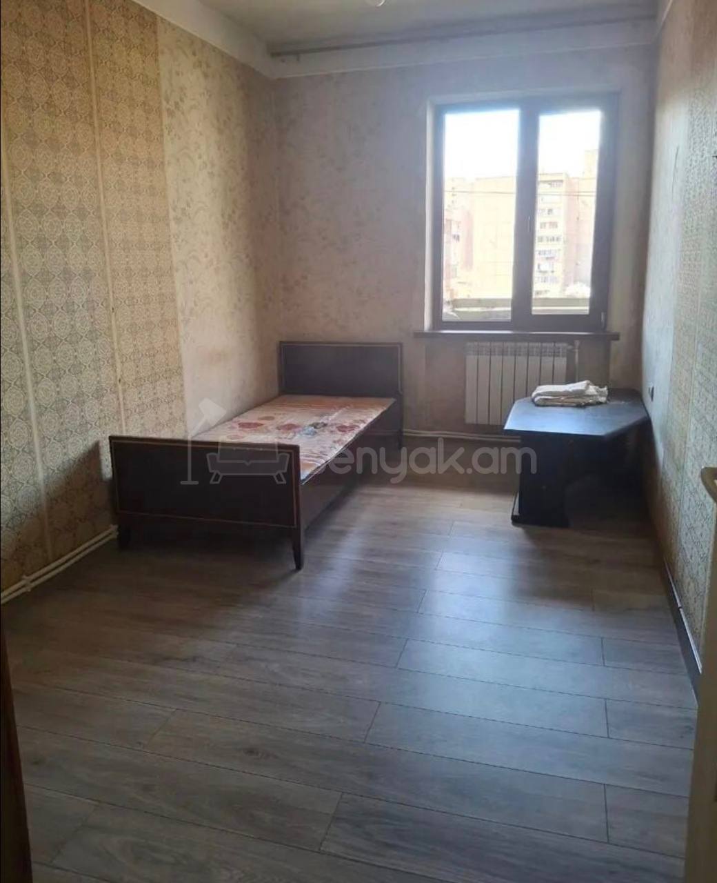 3 Սենյականոց Բնակարան, 97քմ, 8/9 հարկ, Նորմալ Վիճակում, Կահավորված, Արևկող