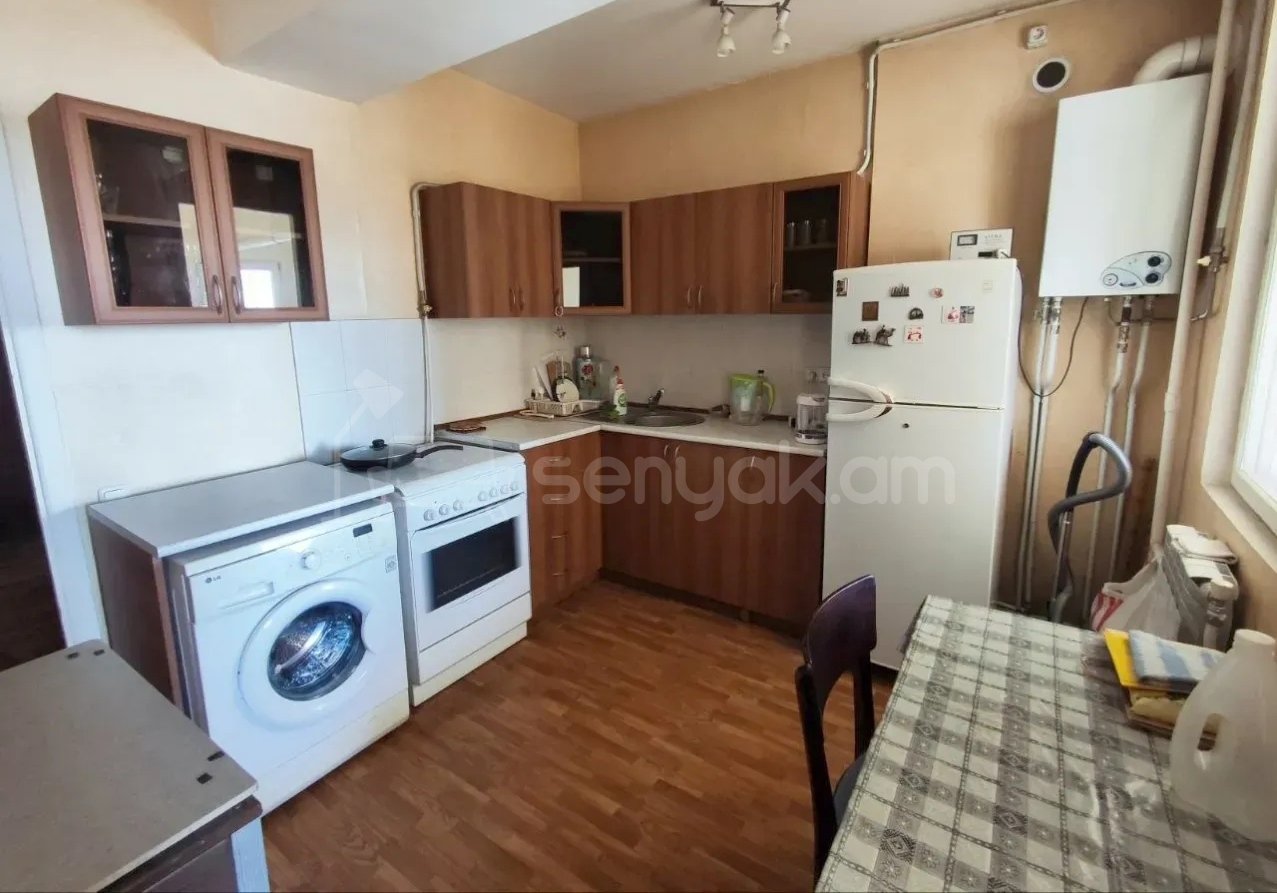 2 Սենյականոց Բնակարան, 68քմ, 12/16 հարկ, Նորմալ Վիճակում