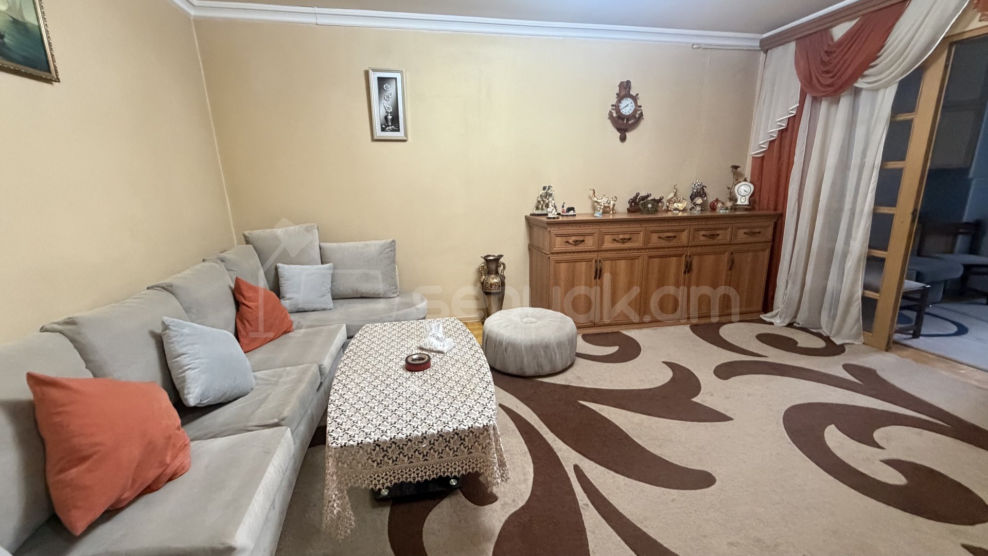 3 Սենյականոց Բնակարան, 70քմ, 4/16 հարկ, Կապիտալ Վերանորոգված, Կահավորված, Արևկող