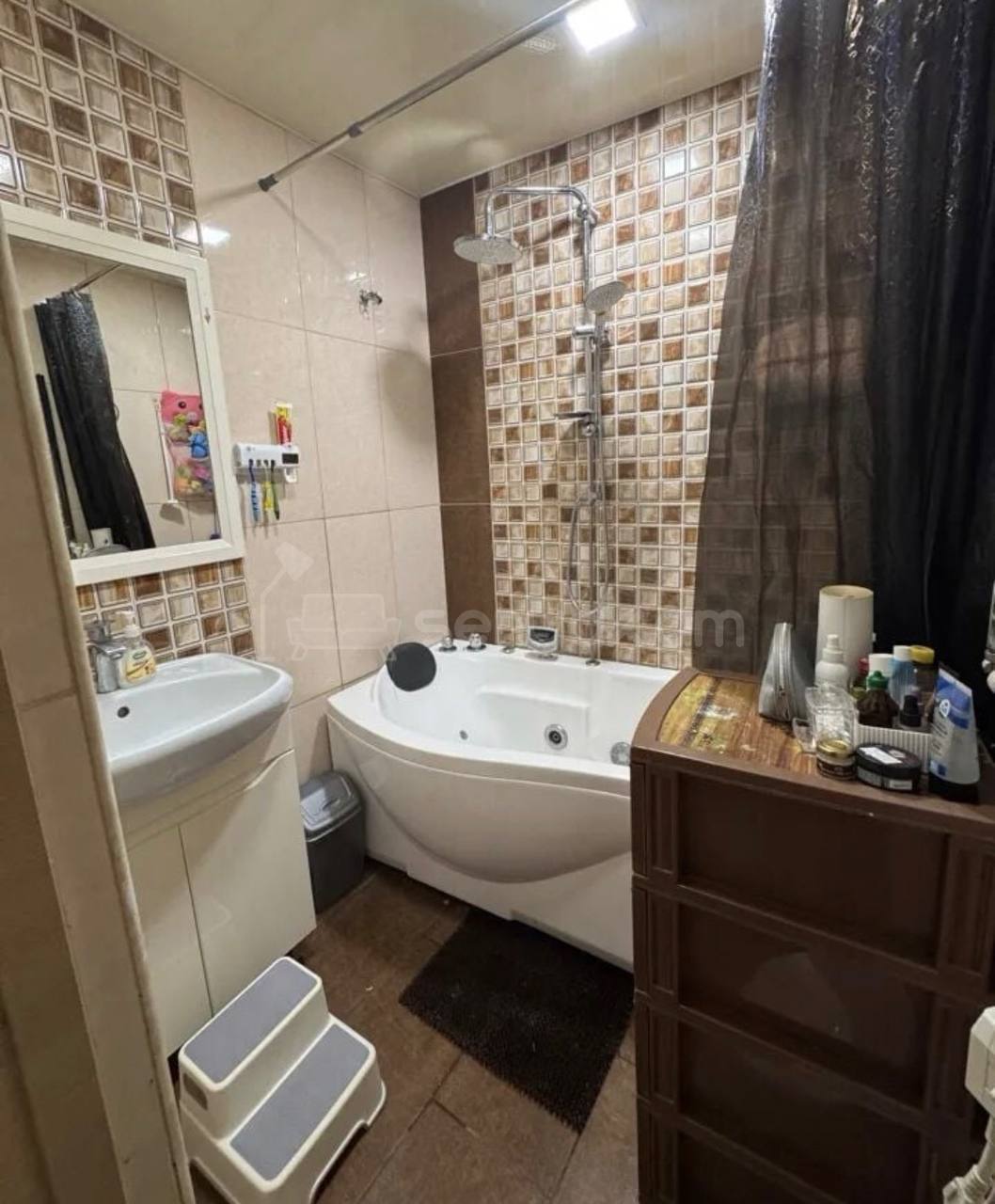 3 Սենյականոց Բնակարան, 69քմ, 1/9 հարկ, Կապիտալ Վերանորոգված