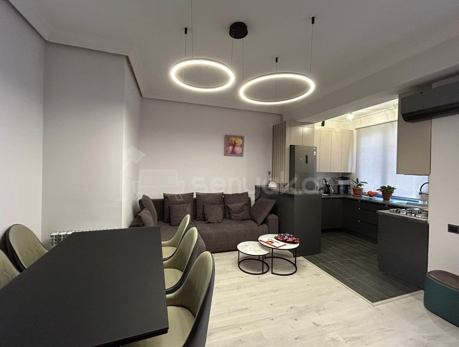 2 Սենյականոց Բնակարան Նորակառույցում, 55քմ, 8/15 հարկ, Դիզայներական Վերանորոգված, Կահավորված