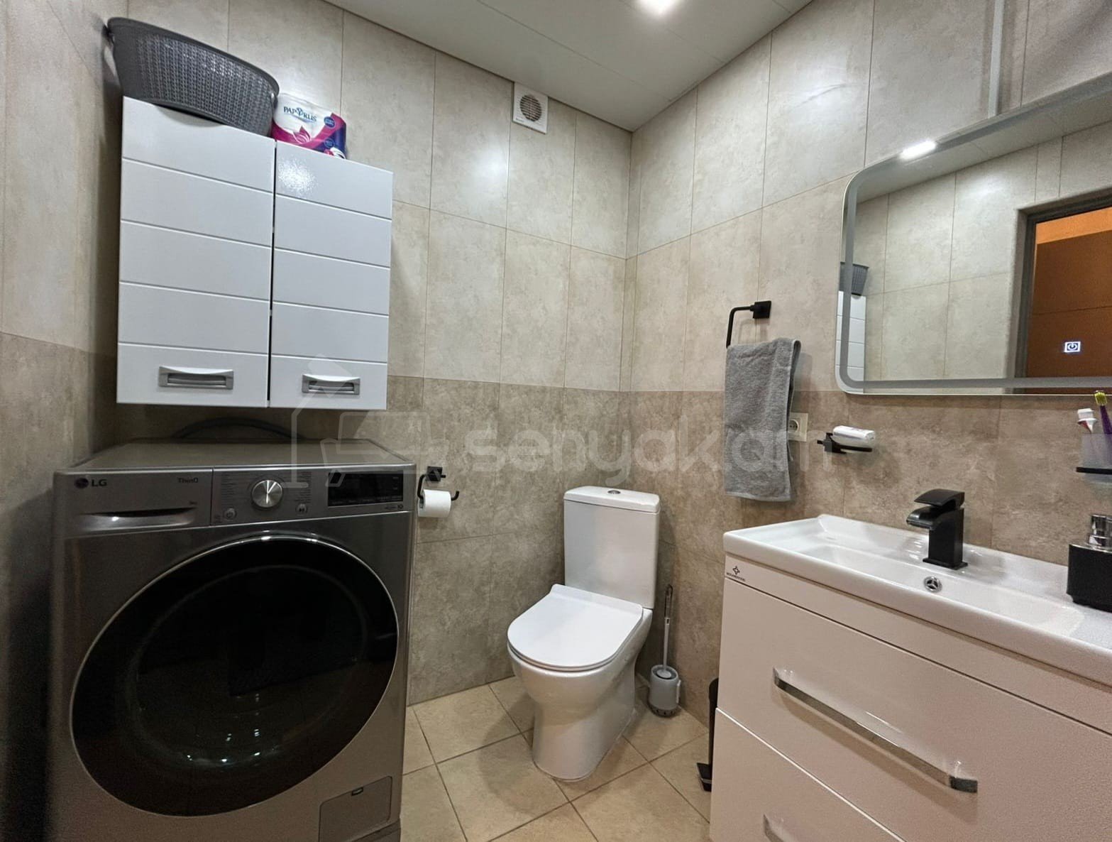 2 Սենյականոց Բնակարան Նորակառույցում, 55քմ, 8/15 հարկ, Դիզայներական Վերանորոգված, Կահավորված