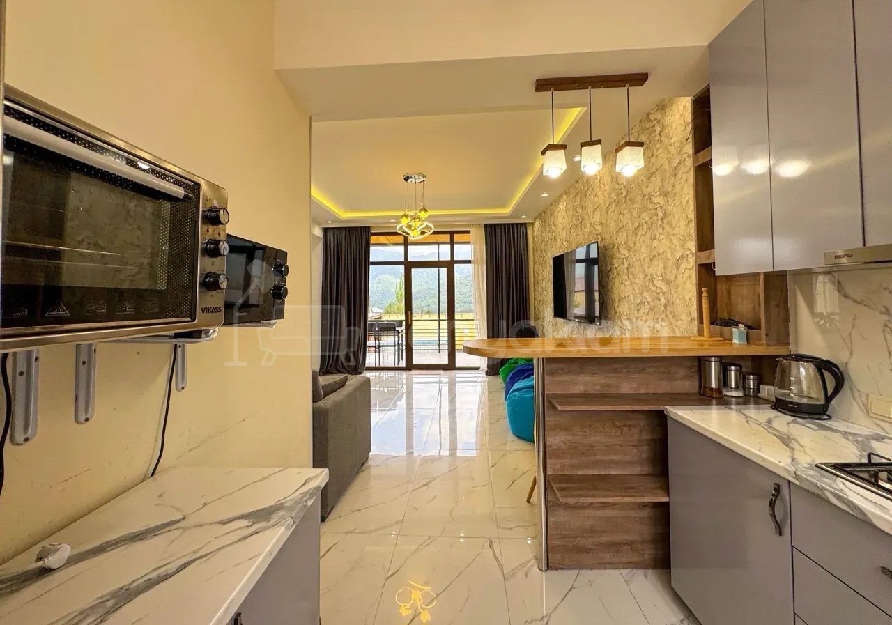 5 Սենյականոց Նորակառույց Շքեղ Առանձնատուն, 200քմ, Լողավազանով