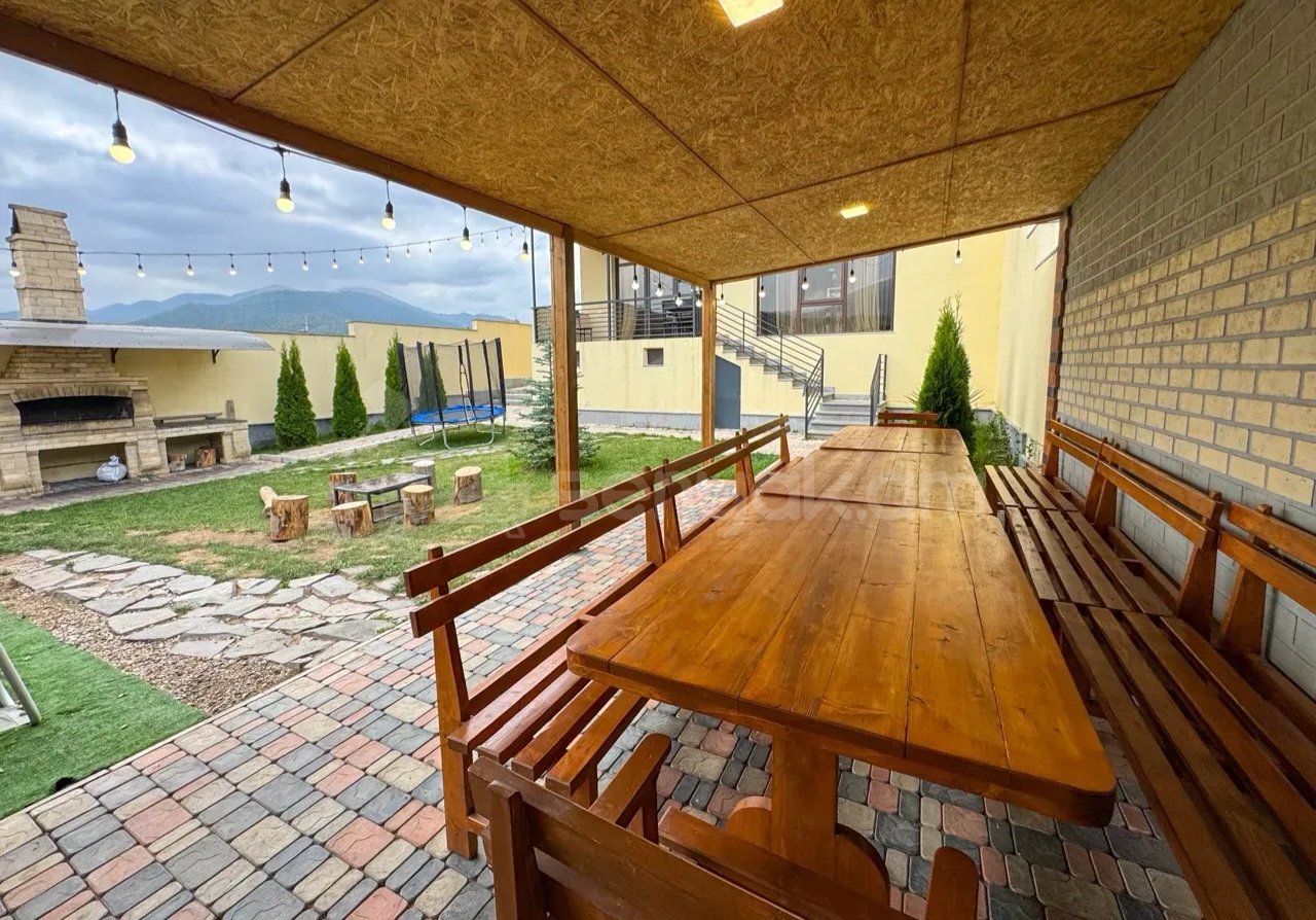 5 Սենյականոց Նորակառույց Շքեղ Առանձնատուն, 200քմ, Լողավազանով